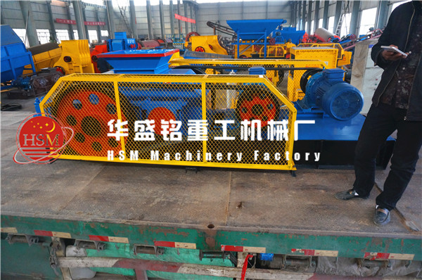 選購(gòu)雙齒輥破碎機(jī)用戶(hù)都應(yīng)該注意哪些問(wèn)題